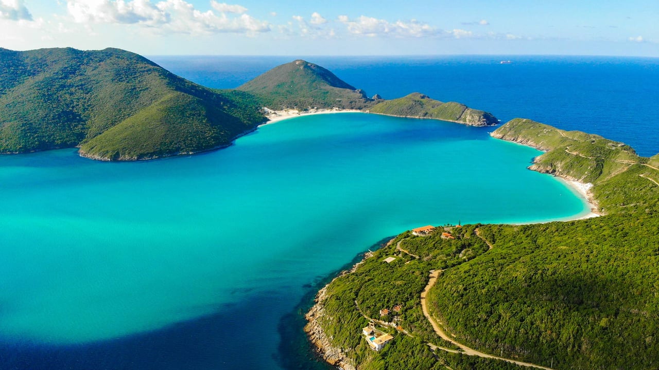 Arraial do Cabo in the state of Rio de Janeiro, Brazil (© Derson Santana/Shutterstock)
