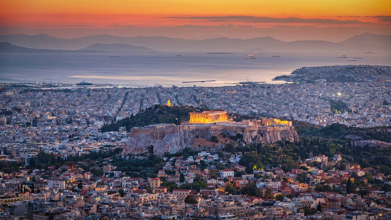 View over Athens and the Acropolis, Greece (© Mlenny/Getty Images)