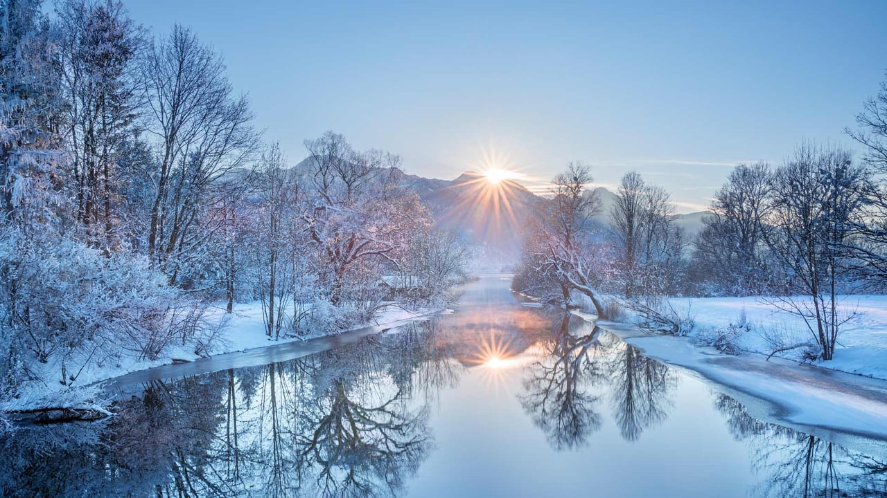 Loisach River at Lake Kochelsee, Bavaria, Germany (© Christian Back/eStock Photo)