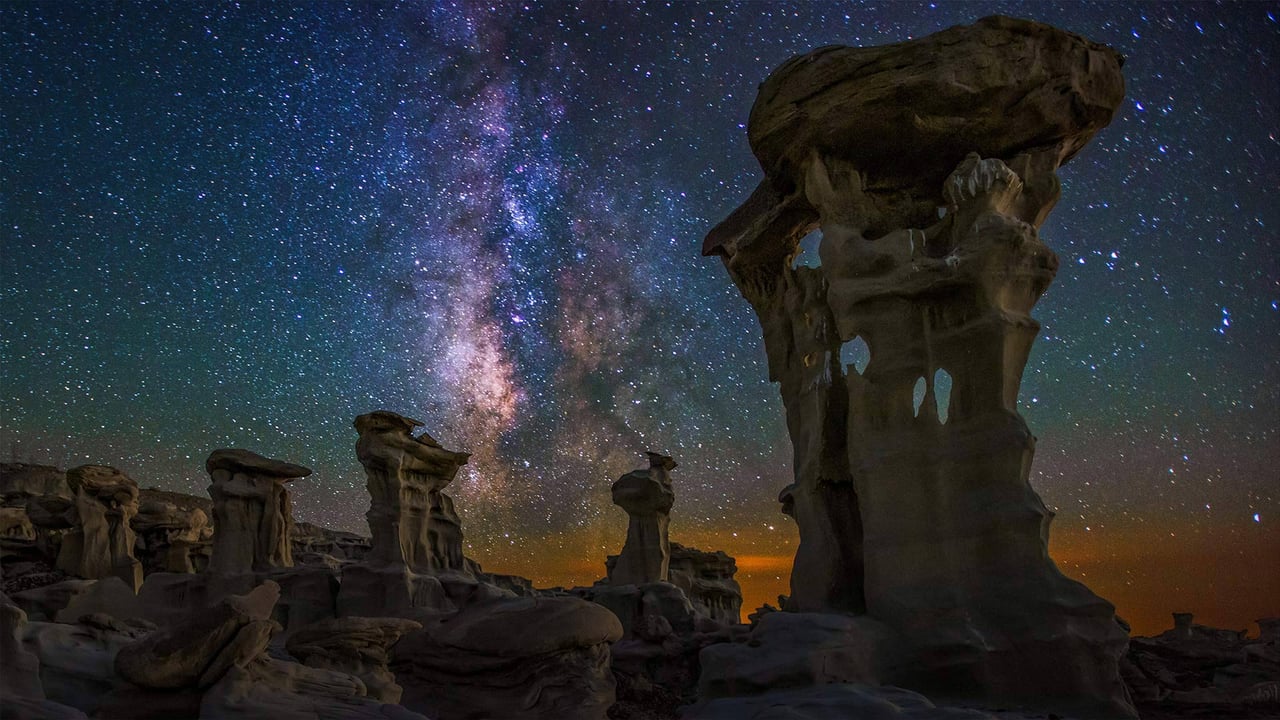 Milky way over the Bisti/De-Na-Zin Wilderness in New Mexico (© Cory Marshall/Tandem Stills + Motion)