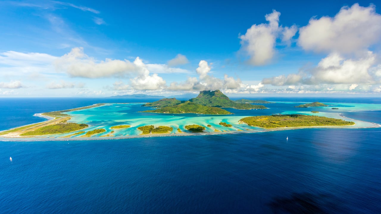 Bora Bora and its lagoon, South Pacific, French Polynesia (© Frederick Millett/Shutterstock)