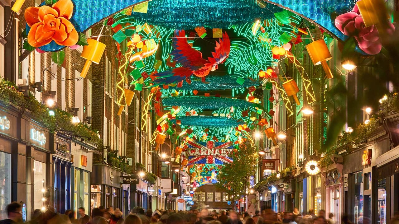 Christmas lights in Carnaby Street, London (© Roy James Shakespeare/Getty Images)