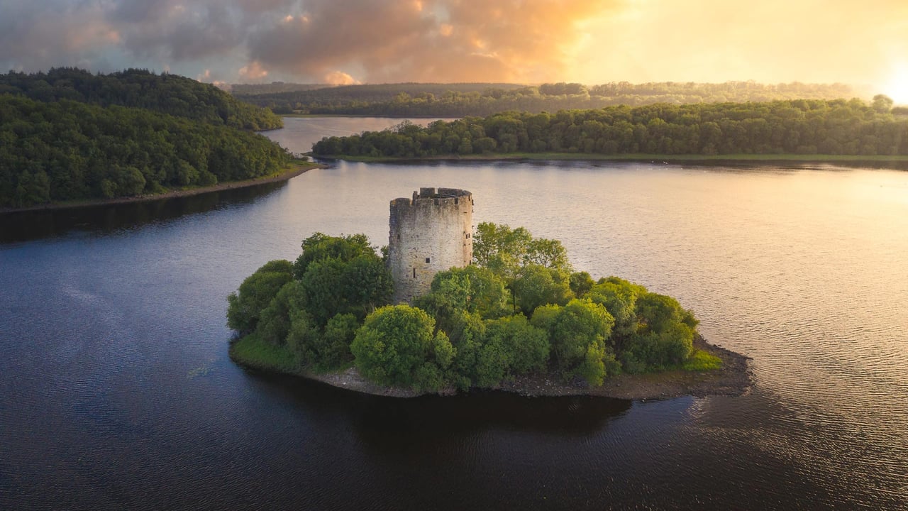 Cloughoughter Castle in Lough Oughter, County Cavan, Ireland (© 4H4 PH/Shutterstock)