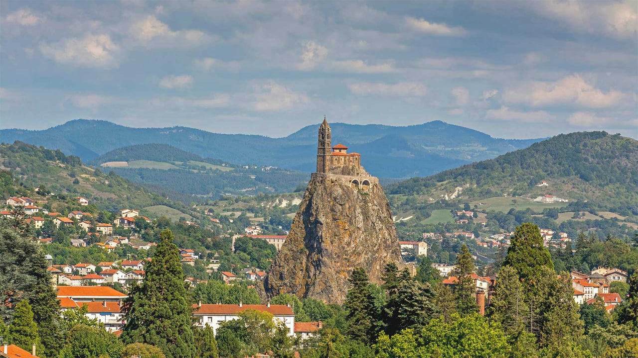 Chapel St-Michel d'Aiguilhe, Le Puy-en-Velay, France (© Jaubert French Collection/Alamy Stock Photo)