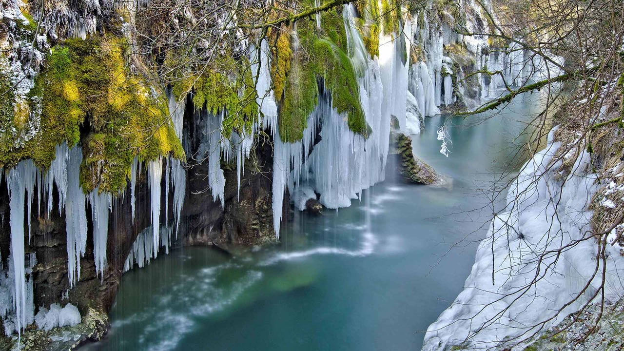 Gorges du Fier, Haute-Savoie, France (© Jean-Philippe Delobelle/Biosphoto/Alamy)