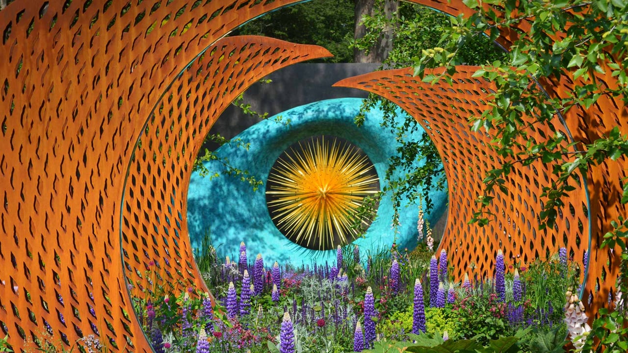 A garden exhibit at the 2018 RHS Chelsea Flower Show (© Natalia Vestigio Services/Shutterstock)