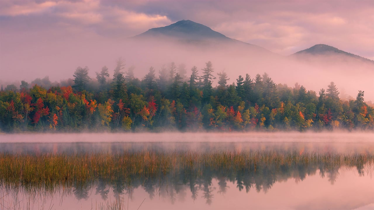 Connery Pond and Whiteface Mountain in New York state (© Henk Meijer/Alamy)