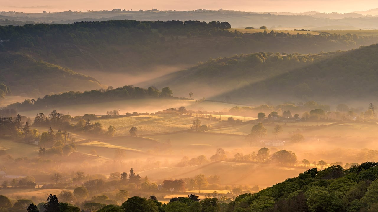 Dartmoor National Park, Devon, England (© AWL Images/Danita Delimont)