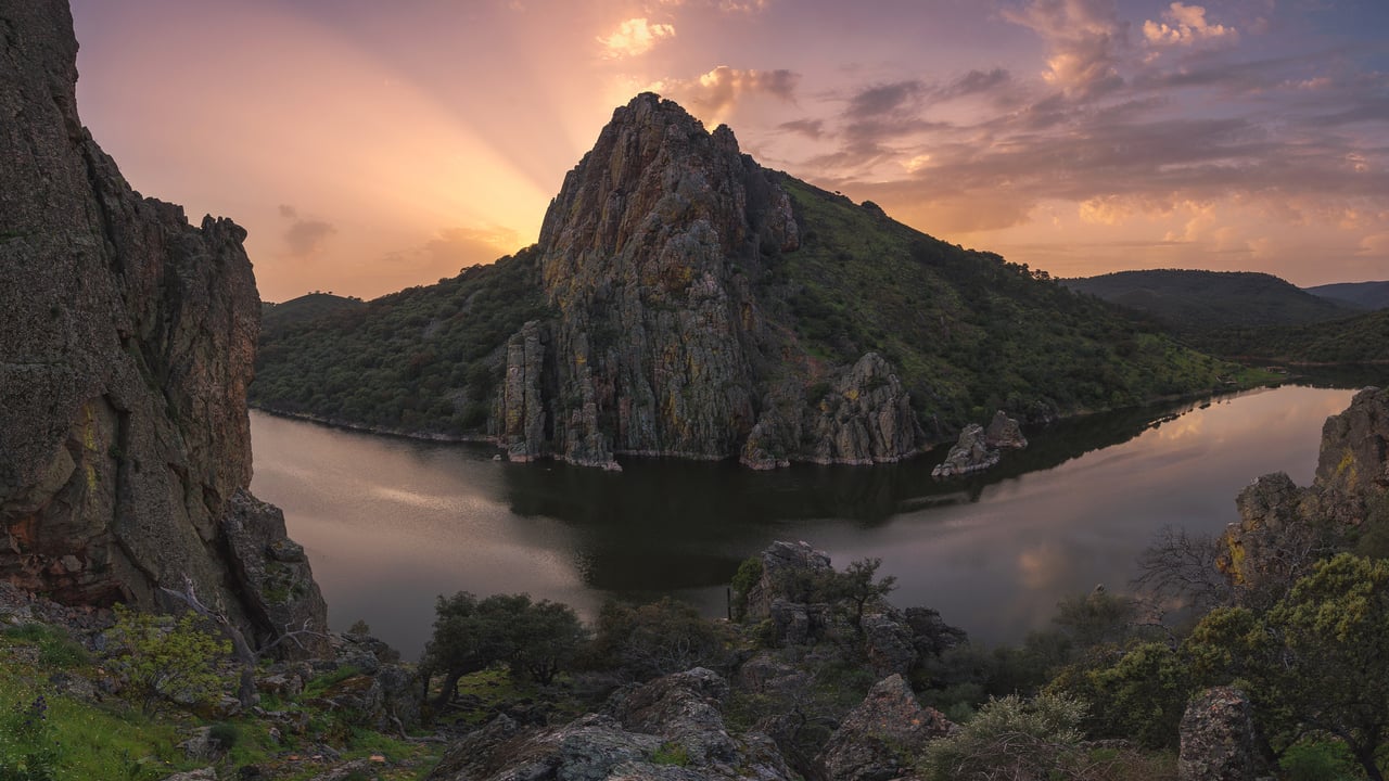 Vista do Salto del Gitano, Parque Nacional de Monfragüe, Cáceres, Extremadura, Espanha (© Daniel Viñé Garcia/Getty Images)