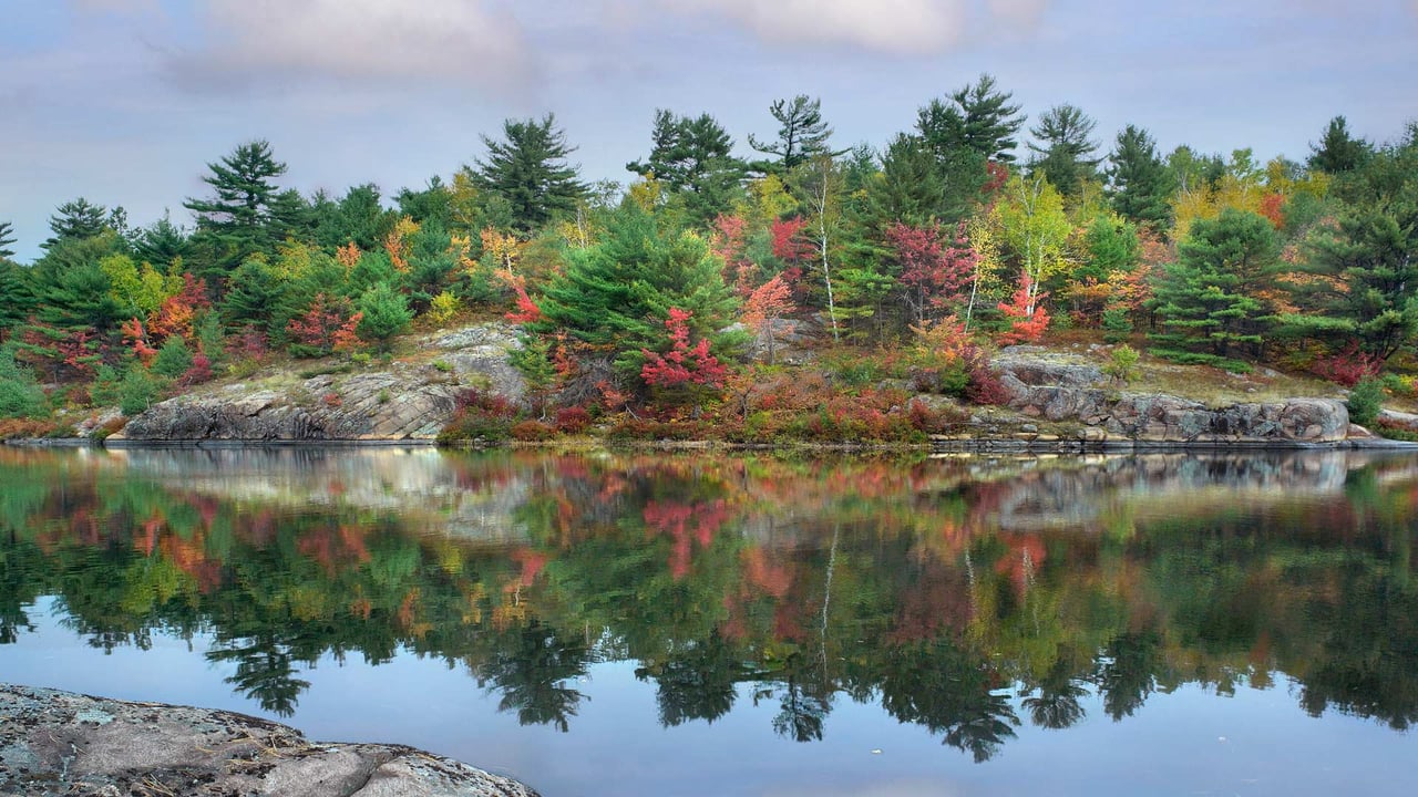 French River, Ontario, Canada (© Tim Fitzharris/Minden)