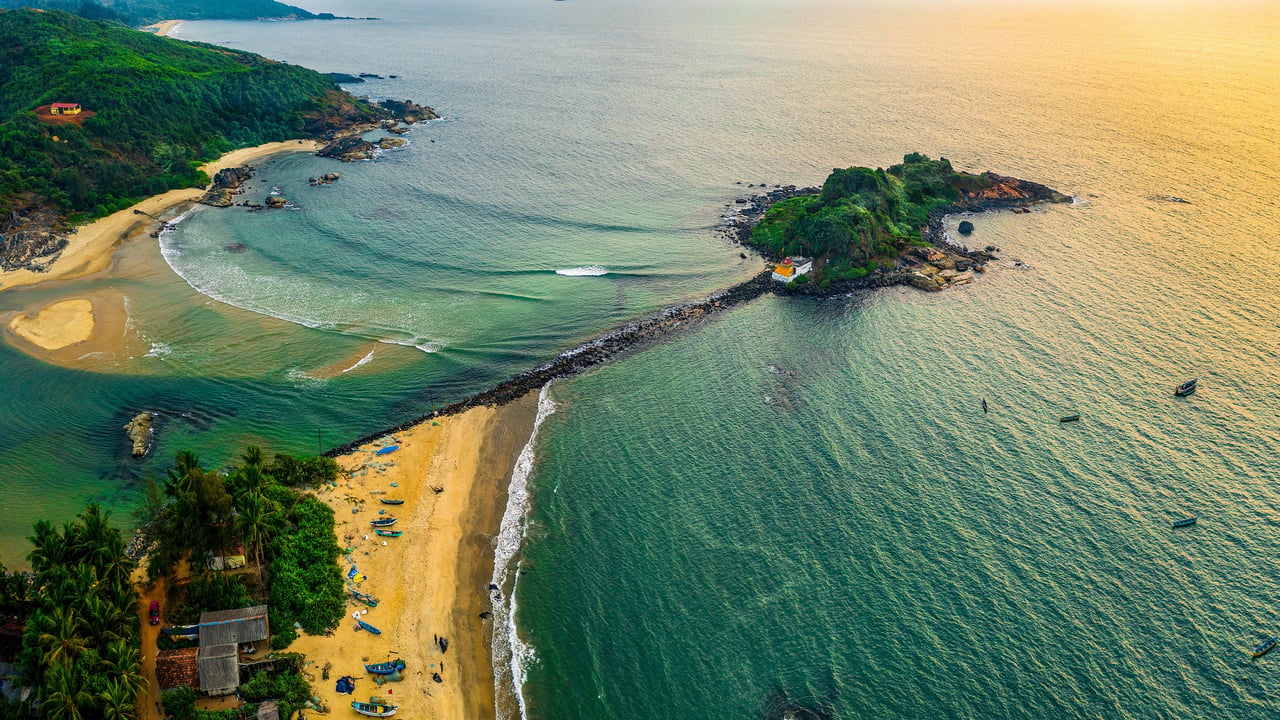 Gabit Keni Beach near Ankola, Karnataka (© Amith Nag Photography/Getty Images)