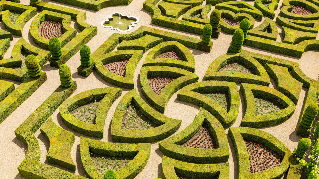 Formal garden at Château de Villandry, Loire Valley, France (© Mint Images/Getty Images)