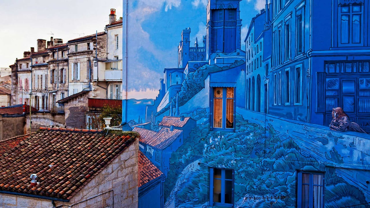« La fille des remparts », fresque de Max Cabanes, Angoulême, France (© Jean-Marc Barrere, Hemis/alamy Photo Stock)