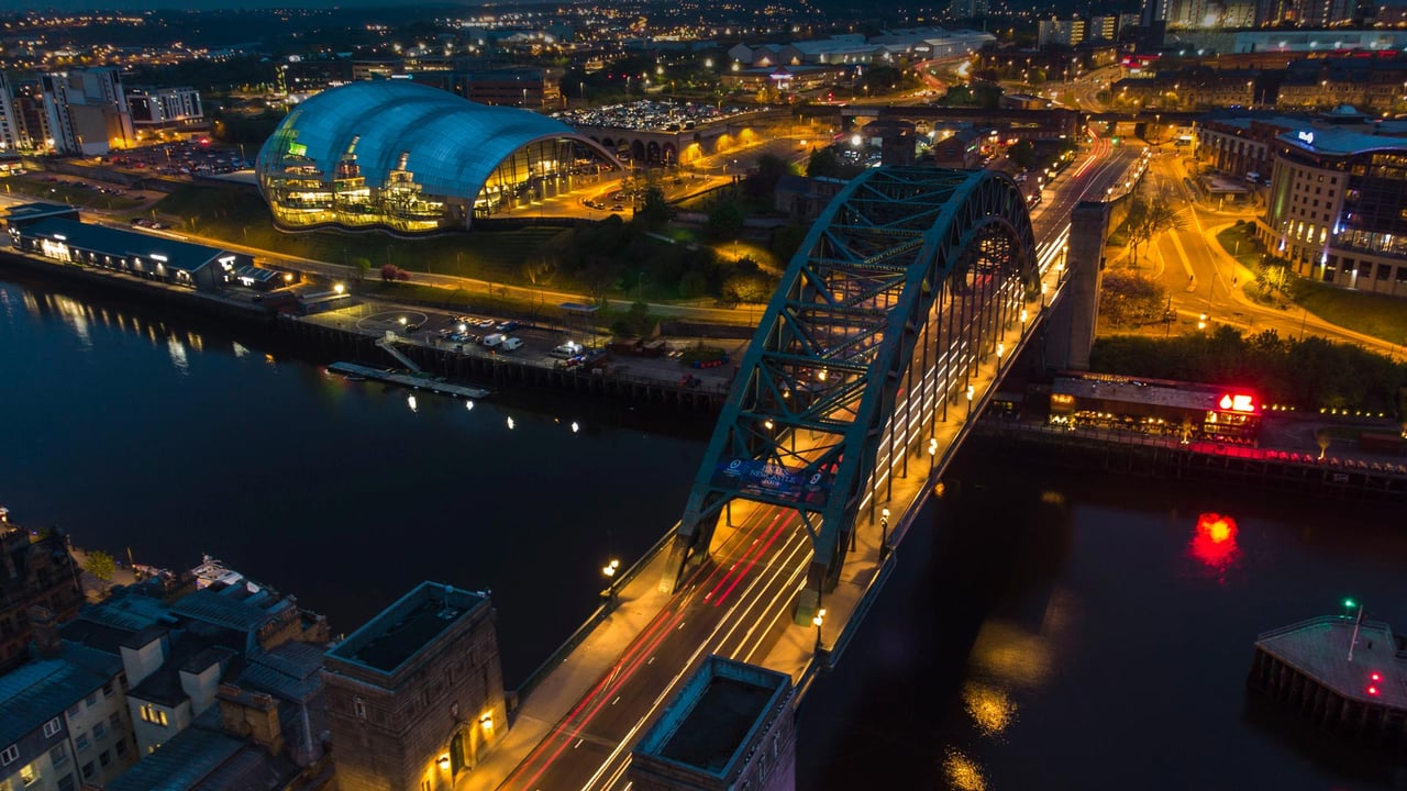 Tyne Bridge, England (© Glenn Gibson/iStock/Getty Images)