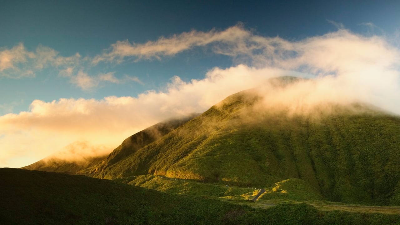 Antilles françaises, Guadeloupe, brume sur le volcan de la Soufrière (© Walter Bibikow/Getty Images)