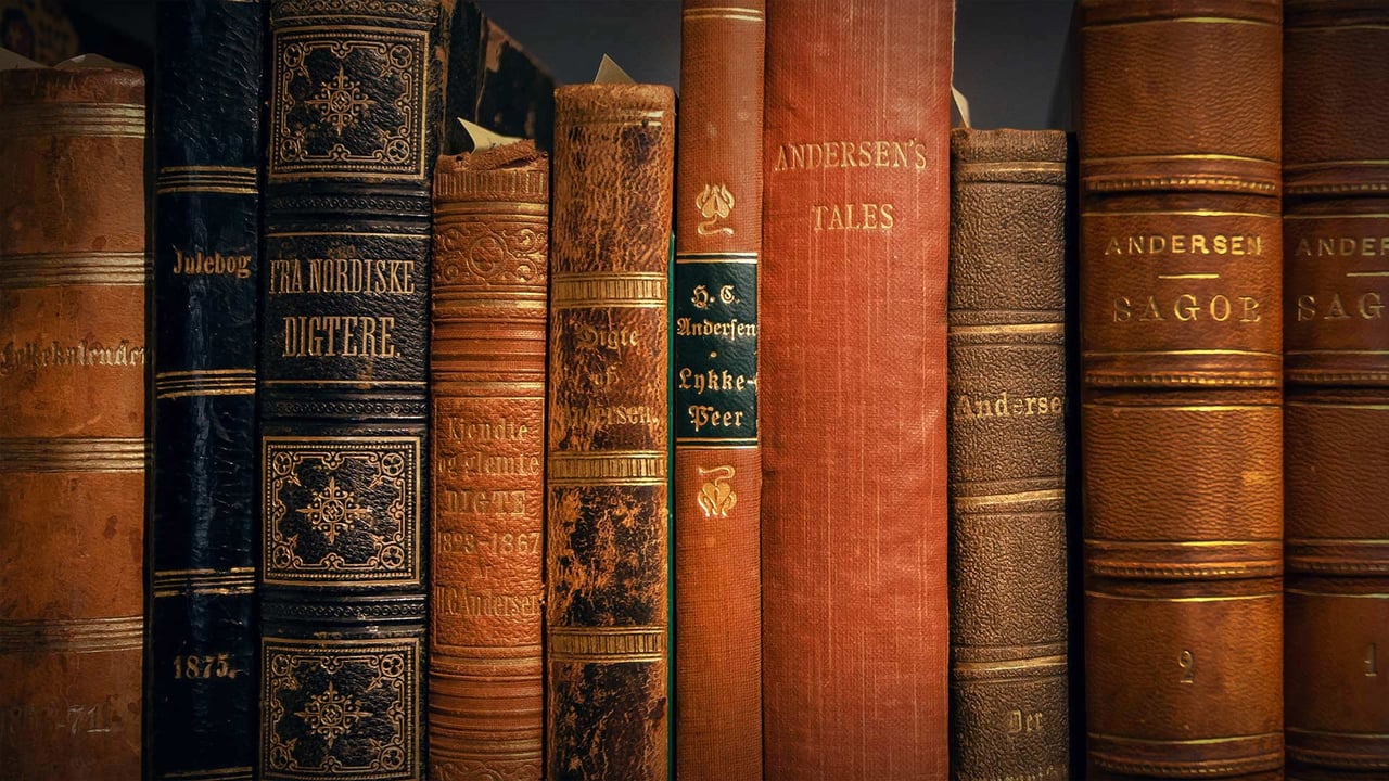 Books by Hans Christian Andersen (© radiokafka/Adobe Stock)