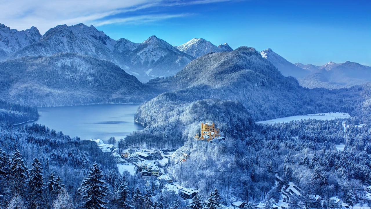 Hohenschwangau Castle, Bavaria, Germany (© Mespilia/Shutterstock)