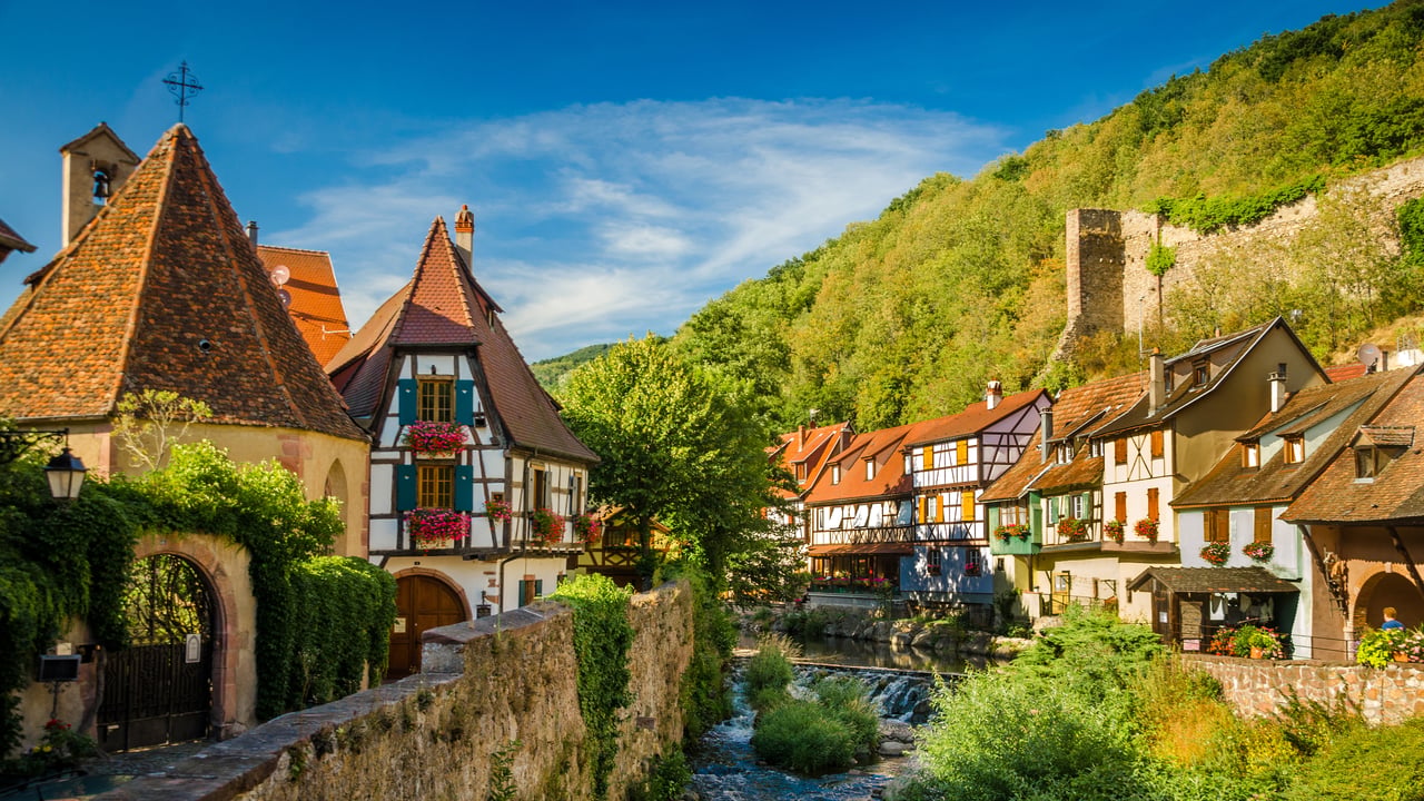 Kaysersberg, Alsace, France (© Federica Gentile/Getty Images)