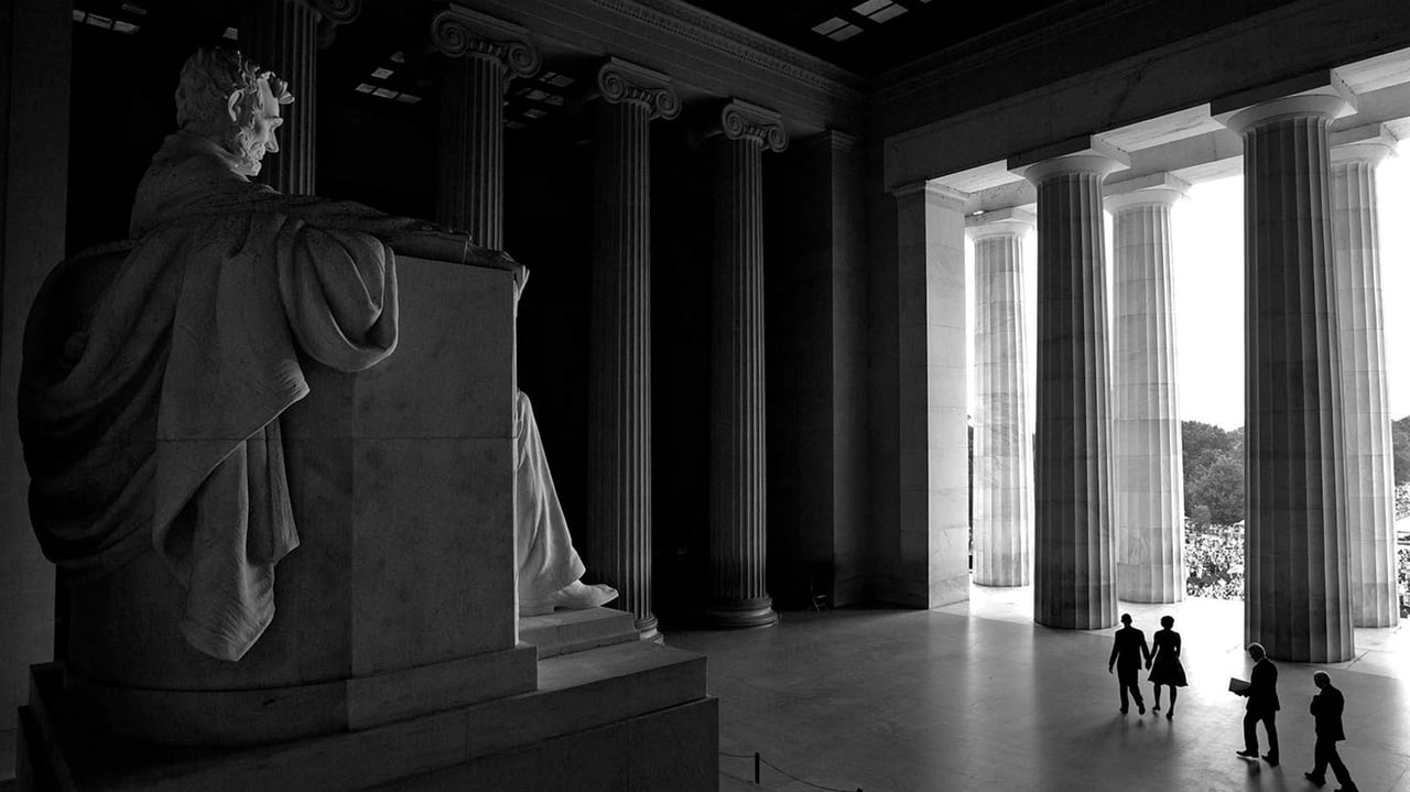 Lincoln Memorial in Washington, DC (© White House Photo/Alamy)