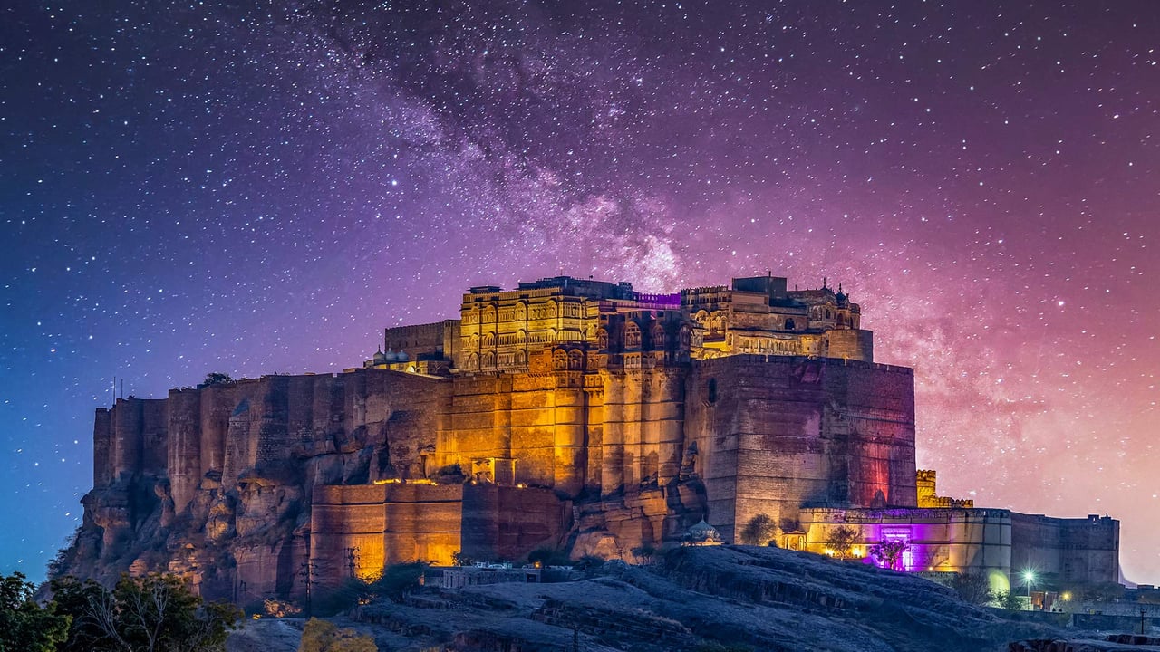 Mehrangarh Fort in Rajasthan, India (© Avigator Fortuner/Shutterstock)