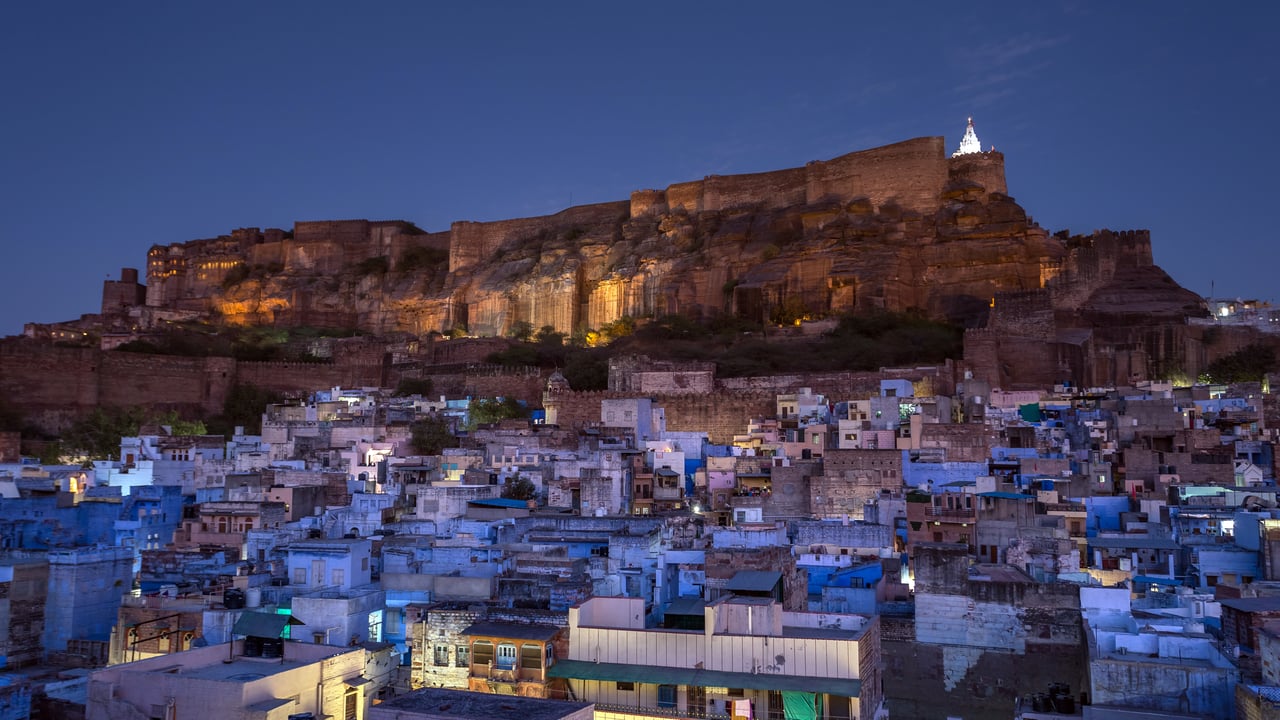 Mehrangarh Fort in Jodhpur old town (© Pratan Ounpitipong/Getty Images)