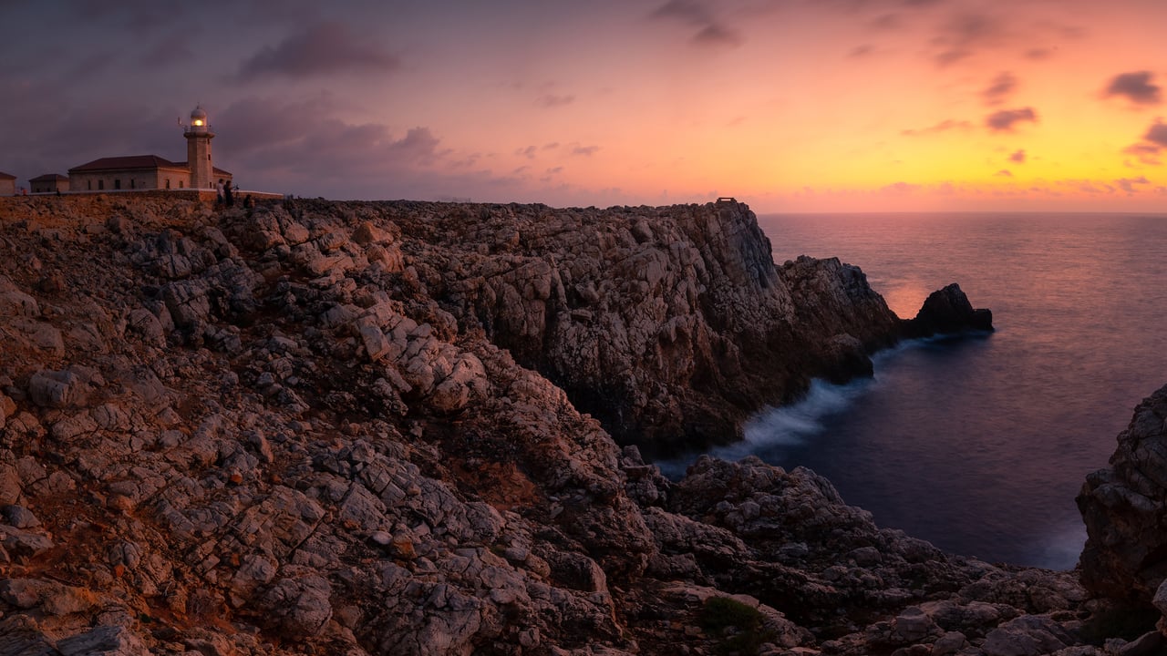 Faro de Punta Nati, Ciudadela, Menorca, España (© Jorge Garcia Argazkiak/Getty Images)