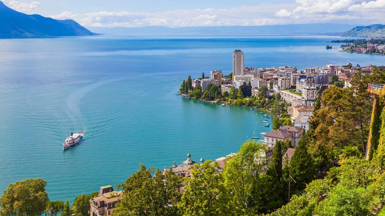 Montreux and Lake Geneva in Switzerland (© Westend61/Getty Images)