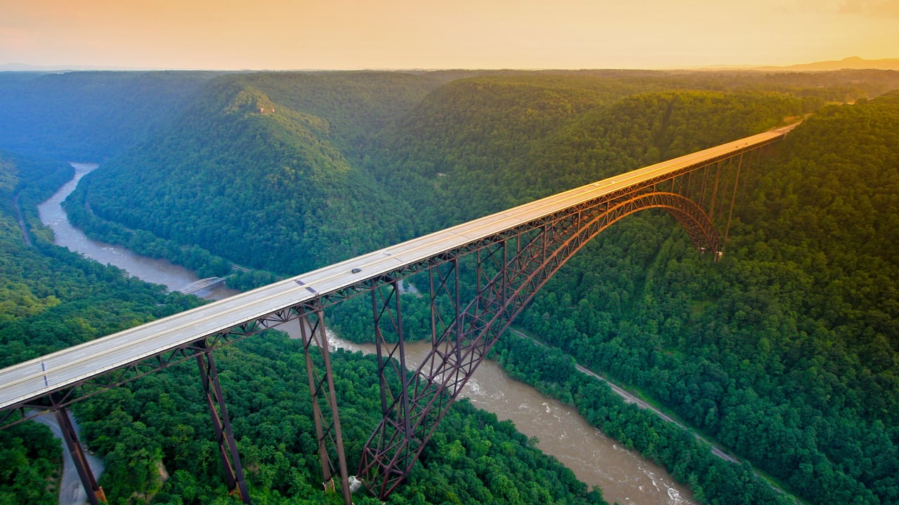 New River Gorge Bridge in the New River Gorge National Park and Preserve, West Virginia (© Entropy Workshop/iStock/Getty Images Plus)