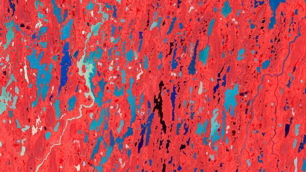 Wetlands in the Kitikmeot region of Nunavut (© Robert Simmon/NASA)
