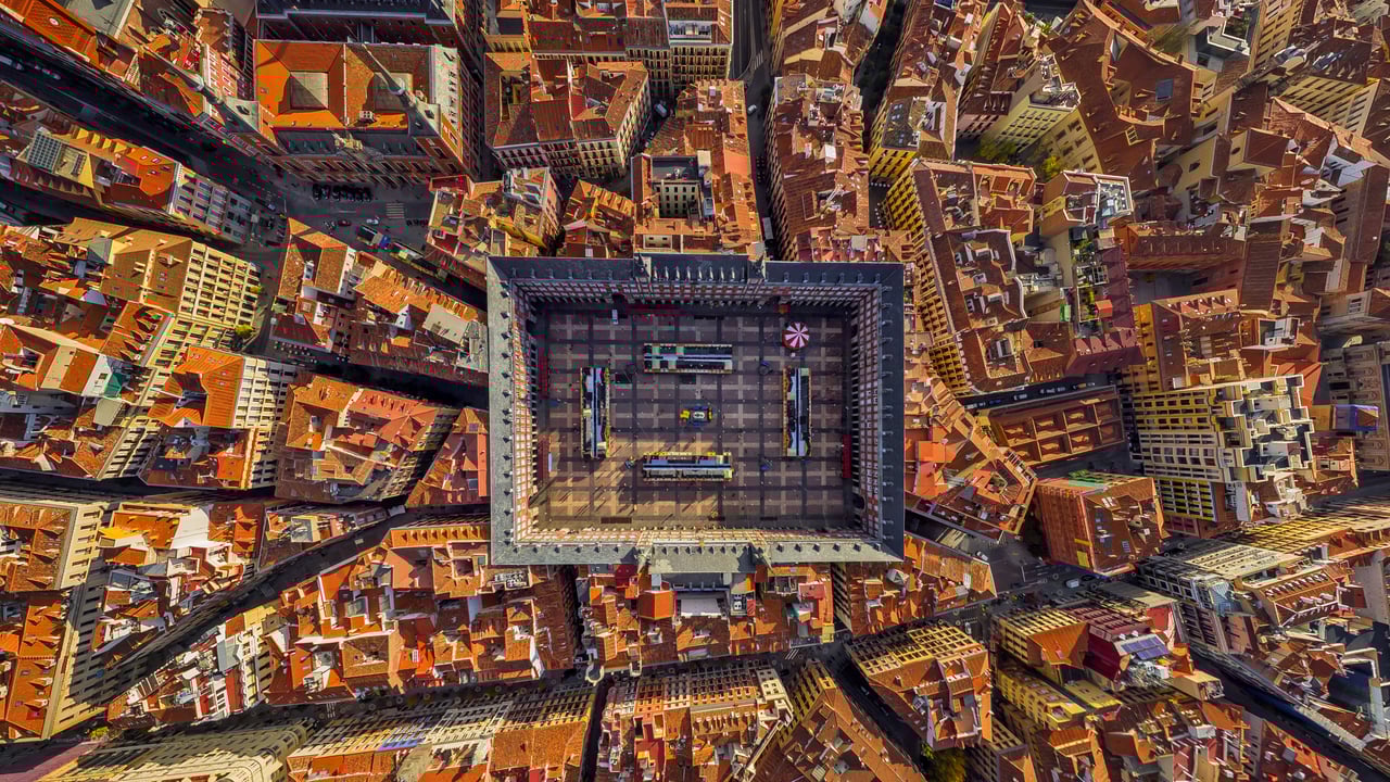 Aerial view of Plaza Mayor, Madrid, Spain (© AirPano LLC/Amazing Aerial Agency)