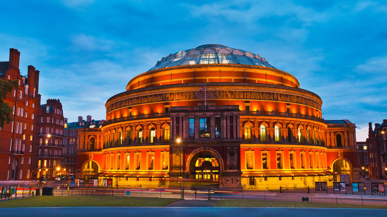Royal Albert Hall, South Kensington, London (© Gonzalo Azumendi/Stone/Getty Images)