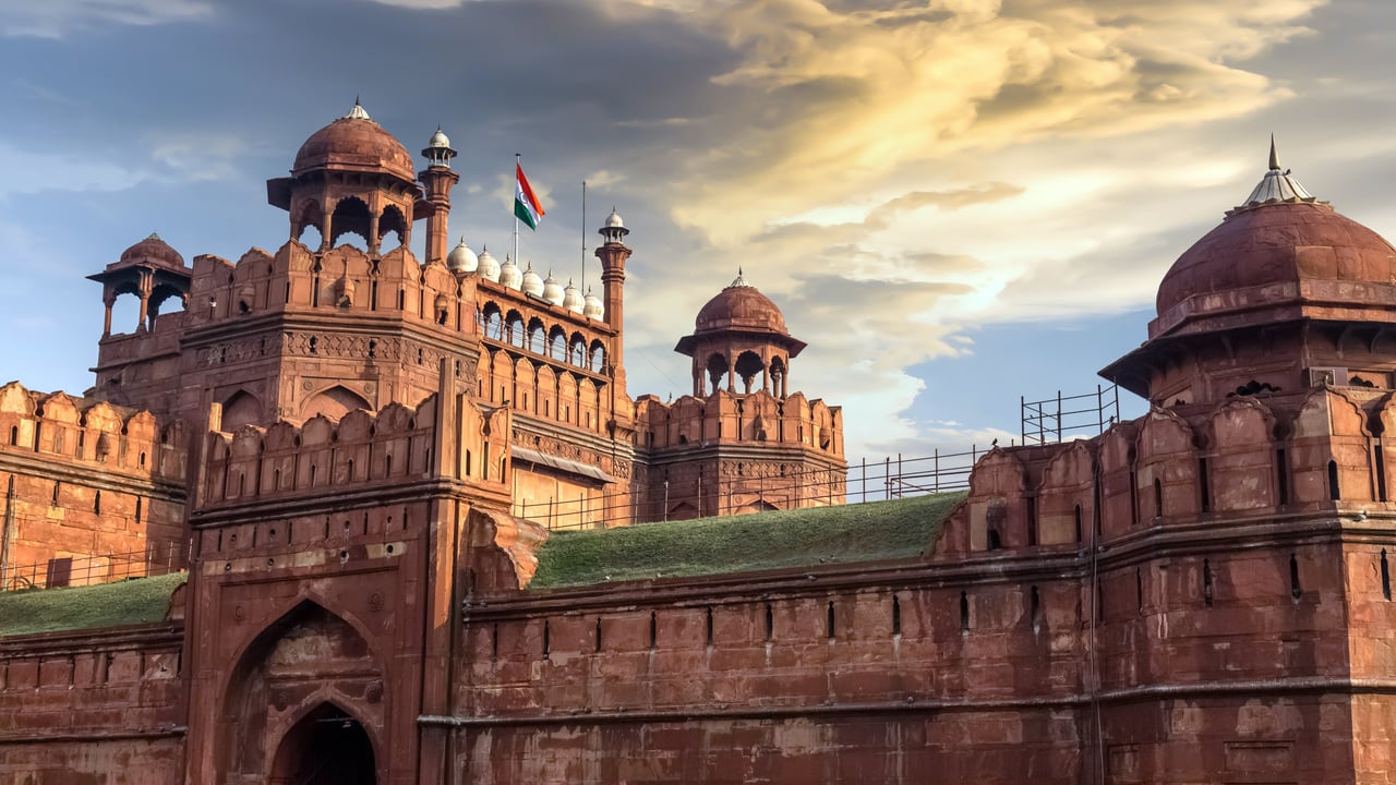 National flag hoisted at Red Fort in New Delhi, India (© Roop_Dey/Shutterstock)