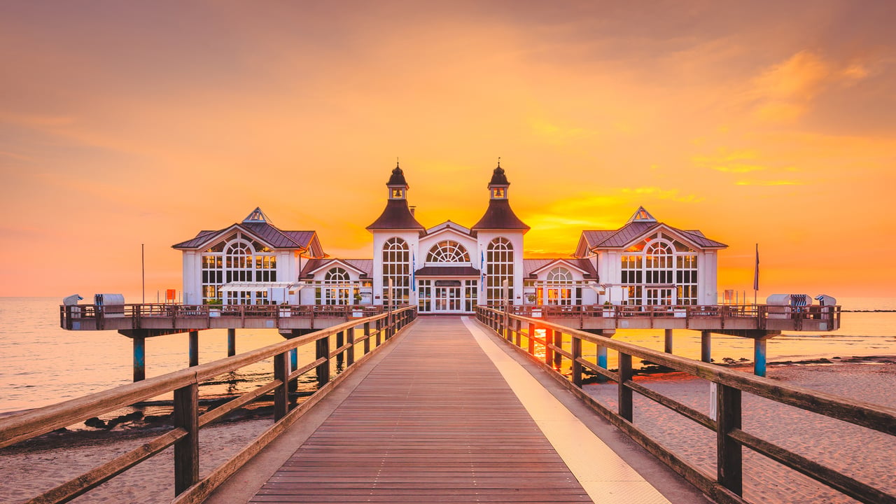 Sellin Pier, Rügen, Germany (© bluejayphoto/Getty Images)