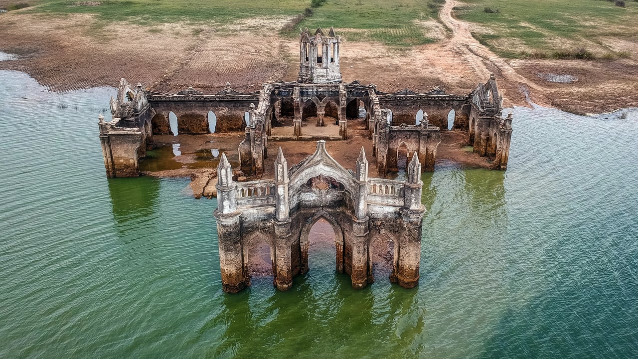 Ruins of Shettihalli Rosary Church in Karnataka, India (© Amith Nag Photography/Getty Images)