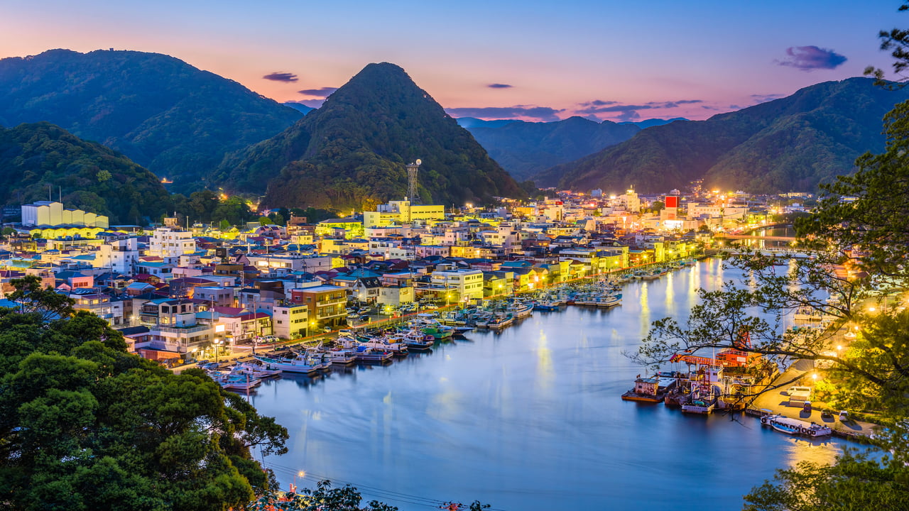 下田港, 静岡県 下田市 (© Sean Pavone/Getty Images)