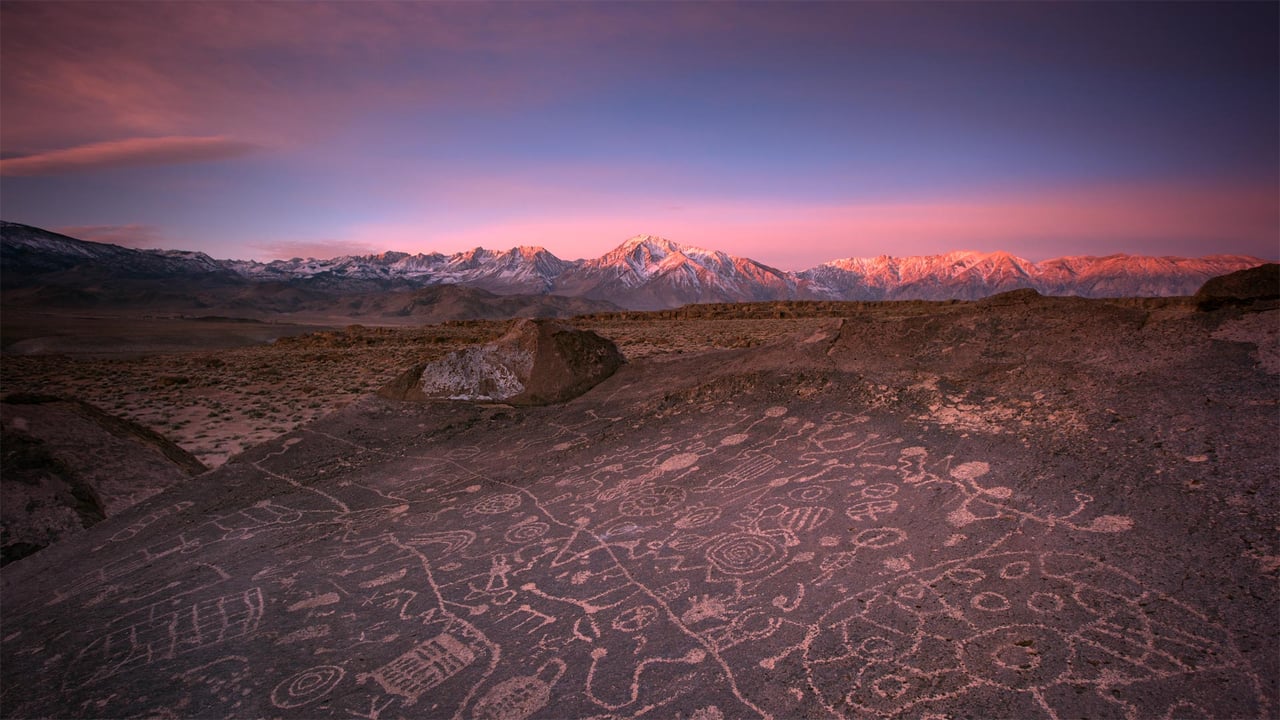 Sky Rock petroglyphs in the Volcanic Tablelands near Bishop, California (© JTBaskinphoto/Getty Images)
