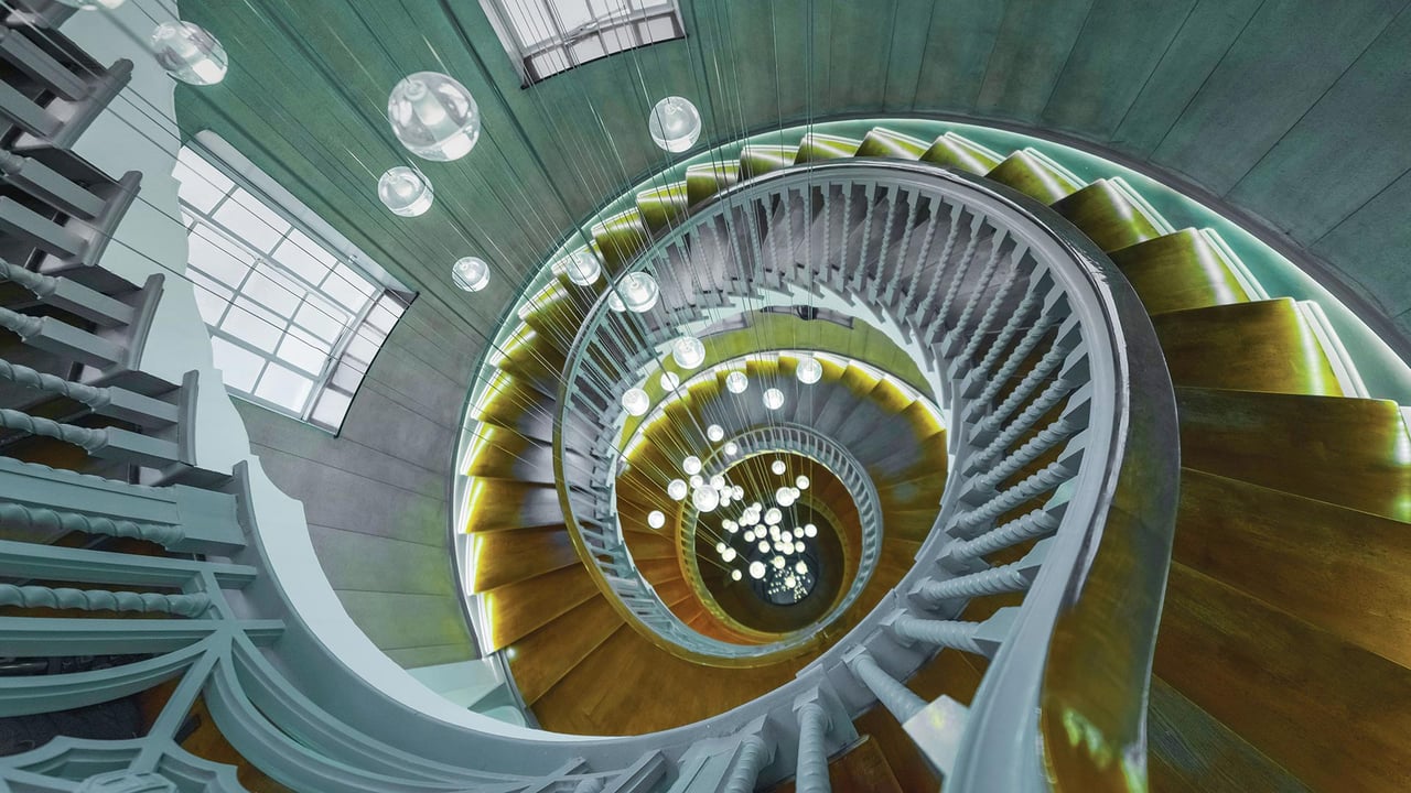 Cecil Brewer spiral staircase at Heal's furniture store, Tottenham Court Road, London (© Matt Cooper/Gallery Stock)