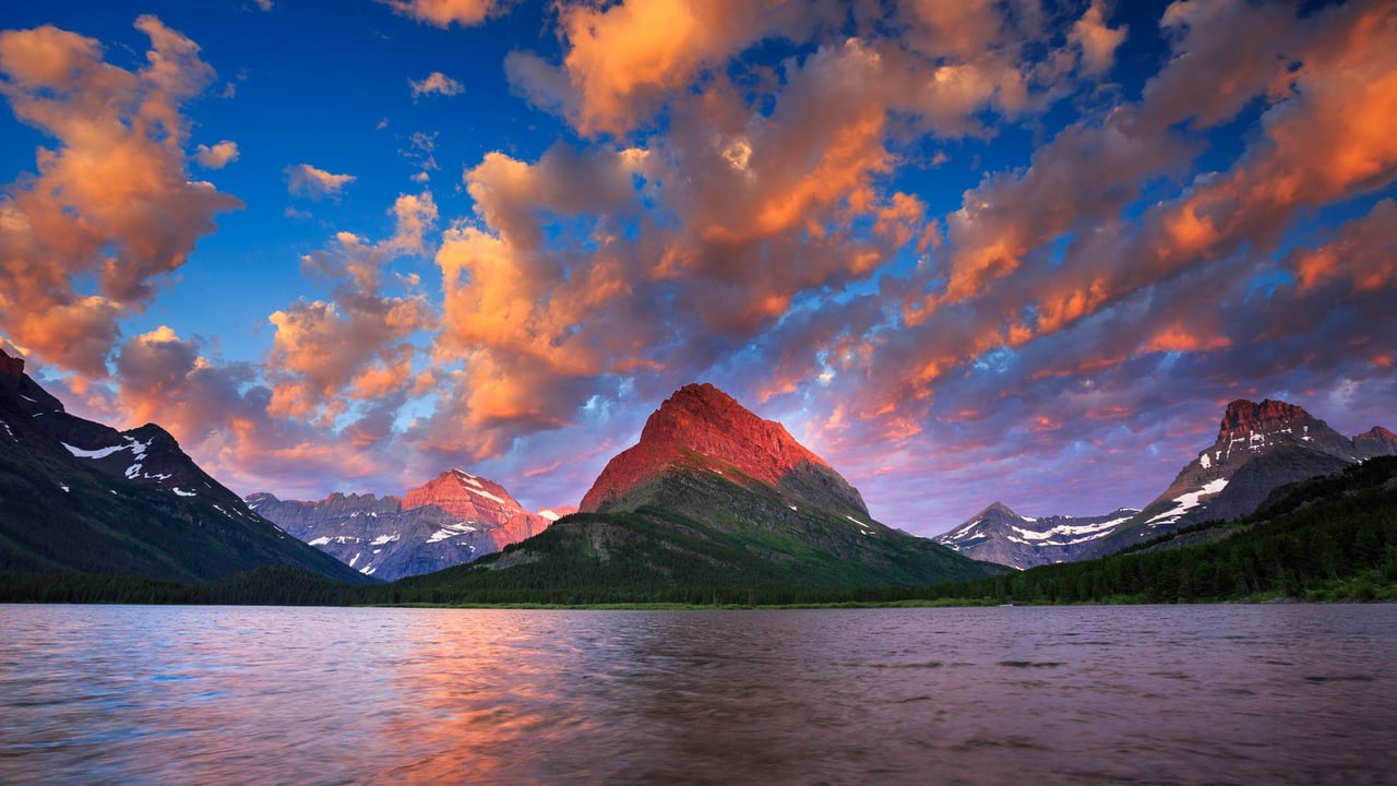 Sunrise over Swiftcurrent Lake, Glacier National Park, Montana (© Jason Savage/Tandem Stills + Motion)
