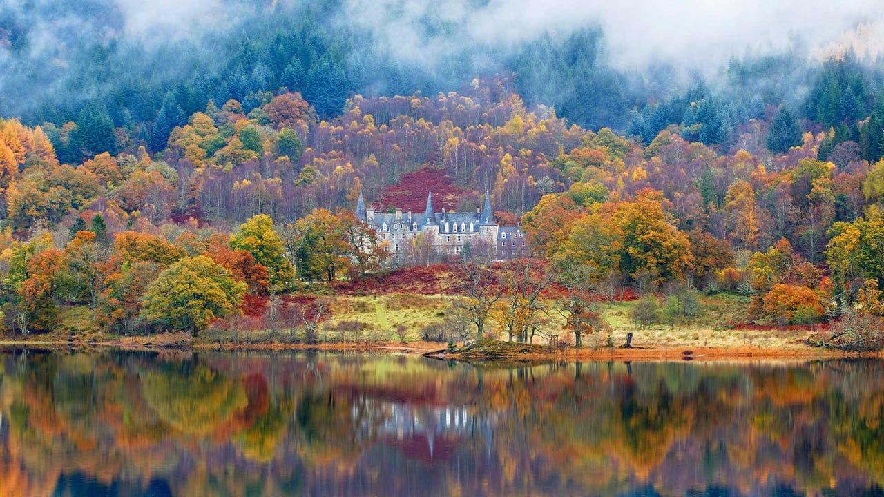 Tigh Mor and Loch Achray surrounded by fog, Perthshire (© Fortunato Gatto/Sime/eStock Photo)