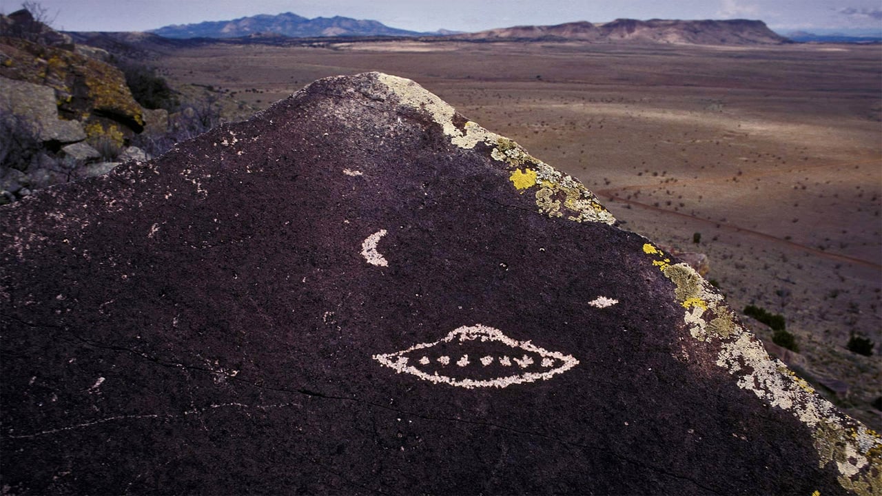 Rock art near Santa Fe, New Mexico (© Scott Warren/Cavan)