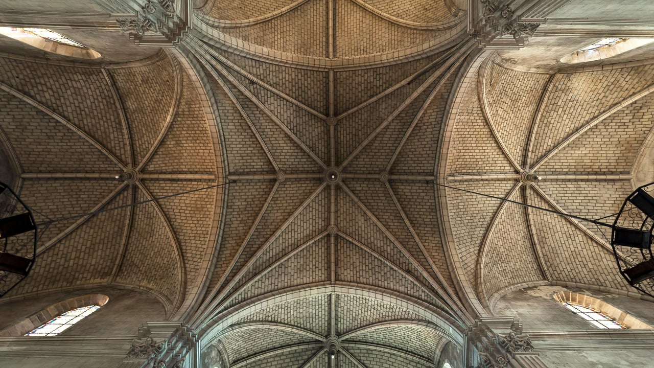 Voûtes de Notre-Dame de Bon-Port, Les Sables-d'Olonne (© Helmut Meyer zur Capellen/Alamy)