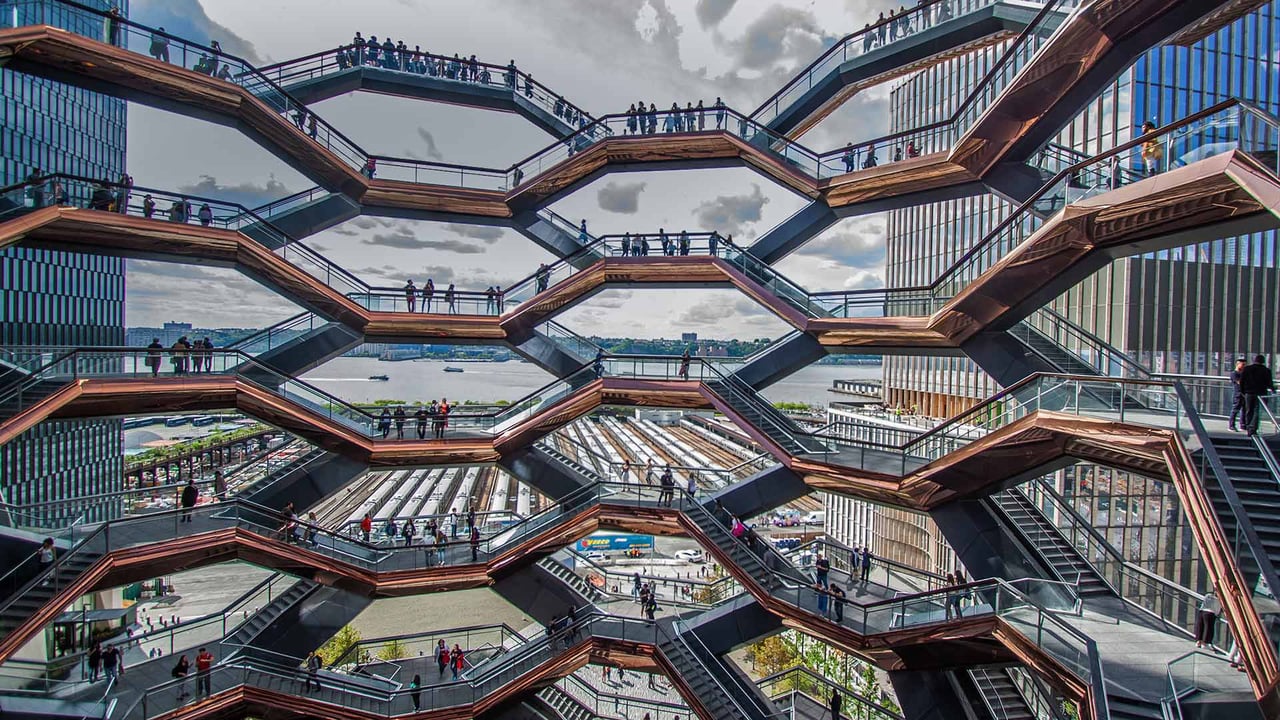 'Vessel' at Hudson Yards in New York City (© Paparacy/Shutterstock)