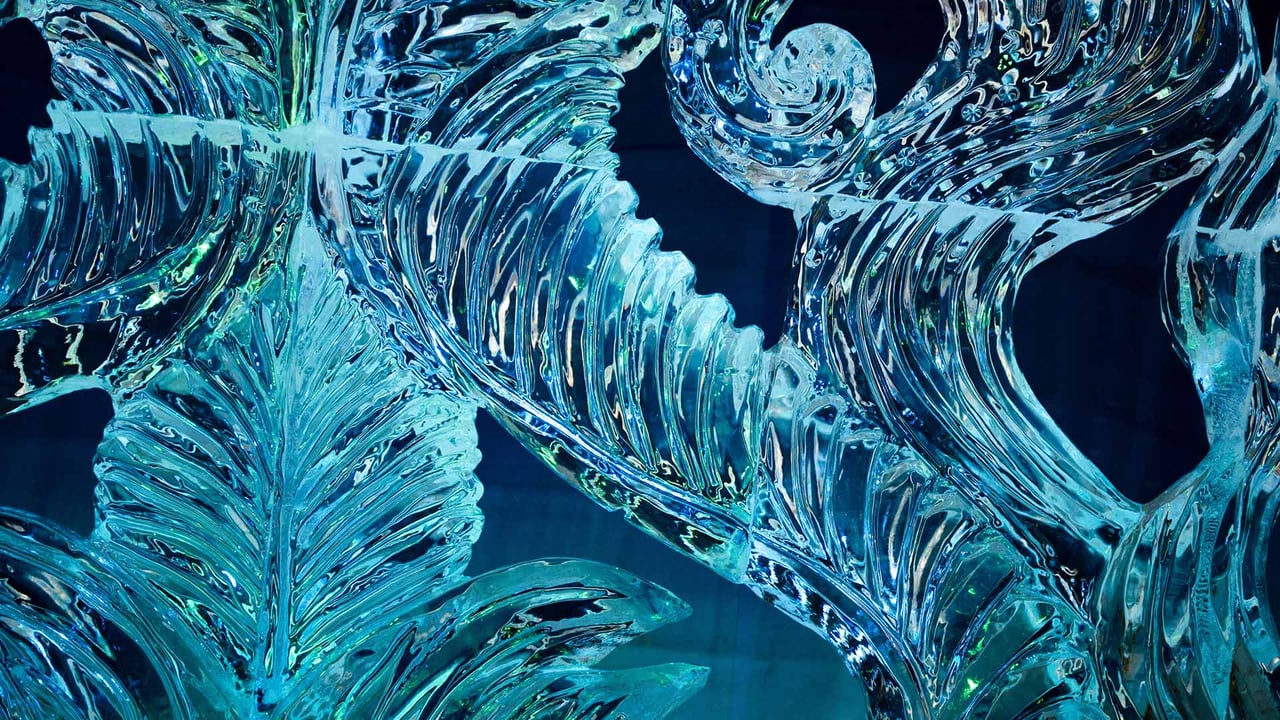 Ice sculptures from the 2013 edition of Winterlude in Ottawa (© S. Garcia Cournoyer/Alamy)