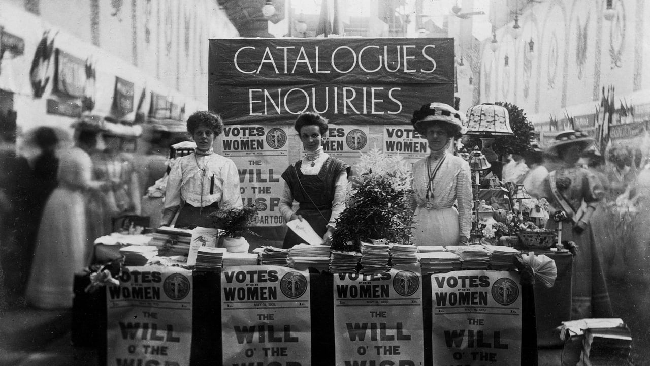 The catalogue and enquiries stall at the Women's Exhibition, London, May 1909. (© Museum of London/Heritage Images/Getty Images)