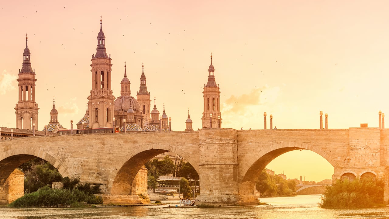 Catedral-Basílica de Nuestra Señora del Pilar, Zaragoza, Aragón, España (© frantic00/Getty Images)