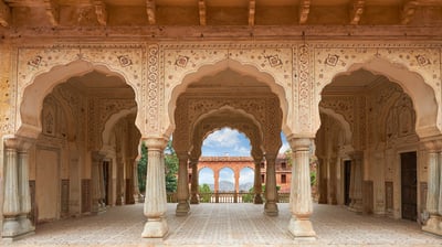 Bing wallpaper May 9, 2021. Sattais Kacheri at Amer Fort in Jaipur, India (© YURY TARANIK/Shutterstock)