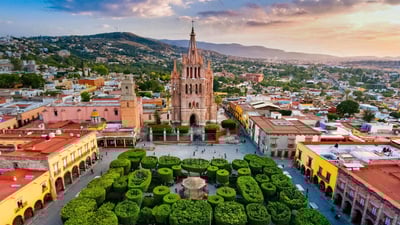 Bing wallpaper May 5, 2019. San Miguel de Allende, Mexico (© ferrantraite/Getty Images)