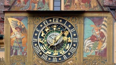 Bing wallpaper March 9, 2024. Rathaus Ulm, Astronomische Uhr aus dem 16. Jahrhundert, Ulm, Baden-Württemberg (© Hemis/Alamy Stock Photo)