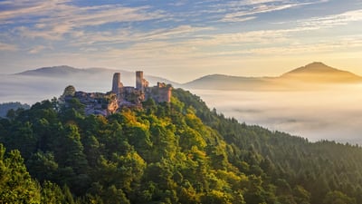 Bing wallpaper April 30, 2020. Altdahn Castle near Dahn, Dahner Felsenland (Dahn Rockland), Palatinate Forest, Rhineland-Palatinate, Germany (© Reinhard Schmid/Huber/eStock Photo)