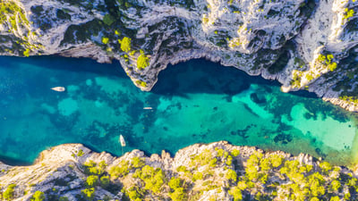 Bing wallpaper September 27, 2024. Calanque d'En-Vau, parc national des Calanques, Côte d’Azur (© Marco Bottigelli/Getty Images)